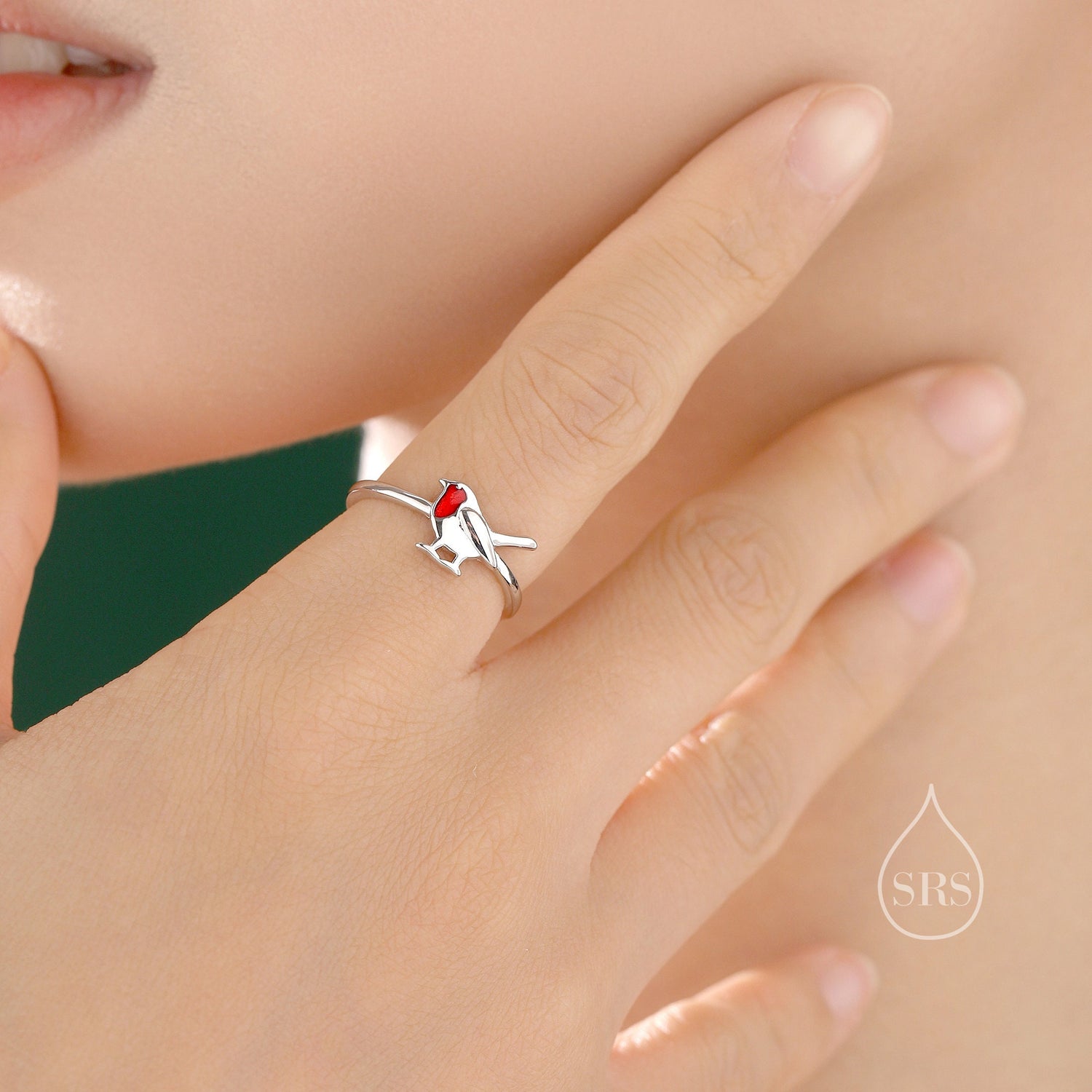 Delicate Robin Bird Motif Ring