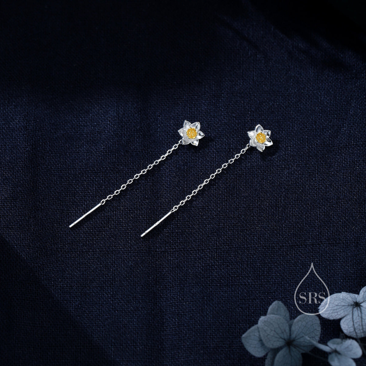 Daffodil Flower Threader Earrings in Sterling Silver, Daffodil with Dangle Chain Earrings, Daffodil Pull Through Chain Earrings