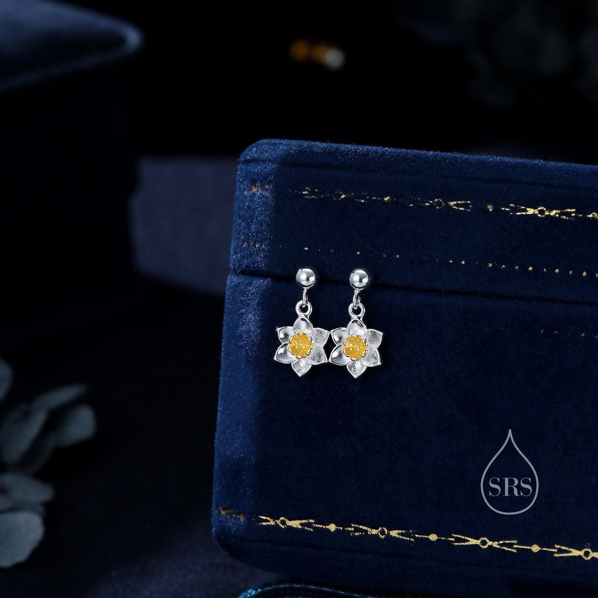 Daffodil Drop Stud Earrings in Sterling Silver, Tiny Daffodil Flower Dangle Earrings, Small Daffodil Earrings, Birth Flower for March