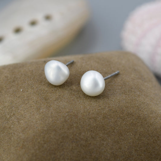 Dainty Keshi Pearls Stud Earrings in Sterling Silver, Baroque Pearl, Genuine Freshwater Pearls Earrings, Simple and Minimalist, Contemporary