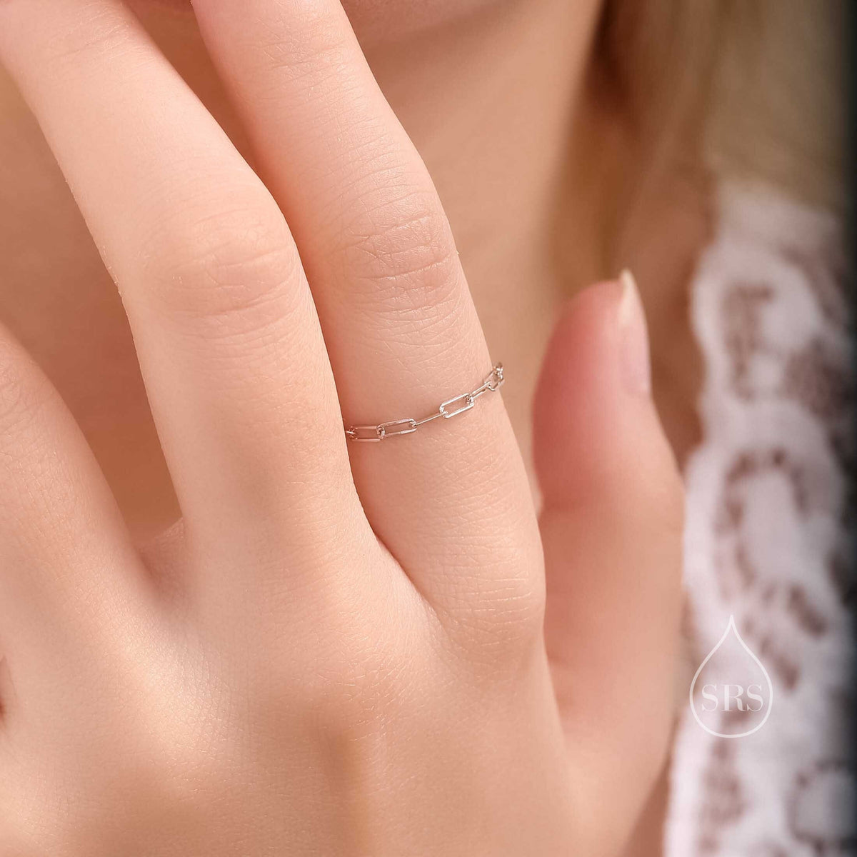 Sterling Silver Skinny Paperclip Chain Ring, US Size 4 5 6 7 Chain Ring, Sparkling Silver Ring, Soft chain Ring in Sterling Silver