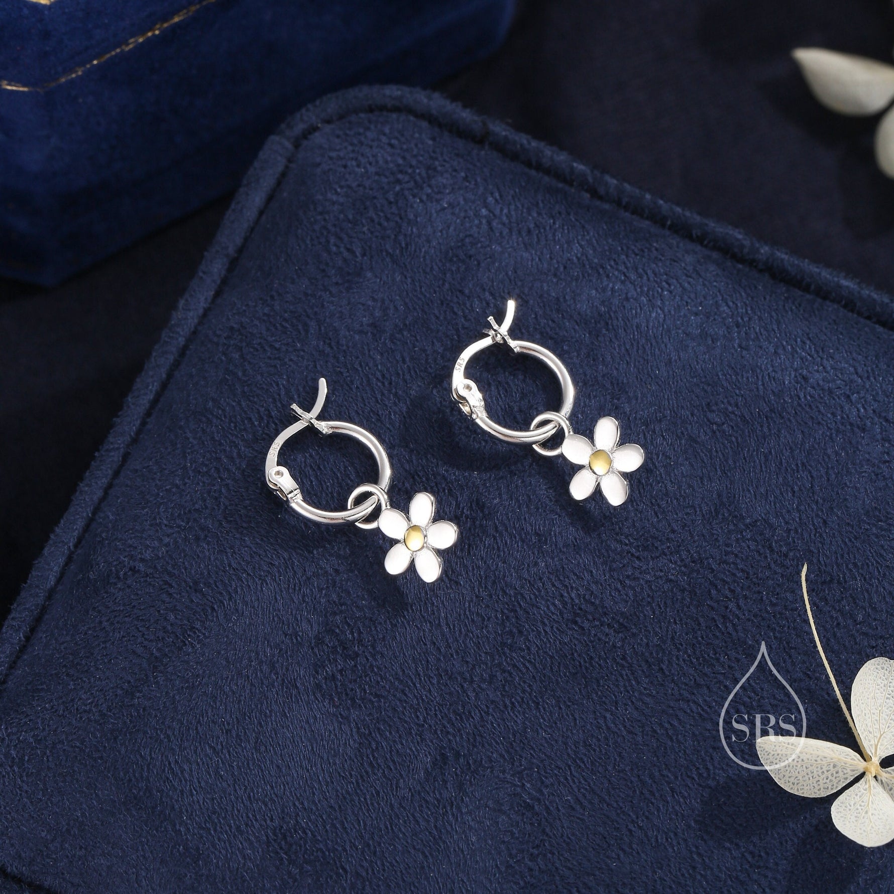 Daisy Dangle Drop Huggie Hoop in Sterling Silver, Partial Gold, Flower hoop Earrings, Forget Me Not Floral Earrings, 8mm Inner Diameter
