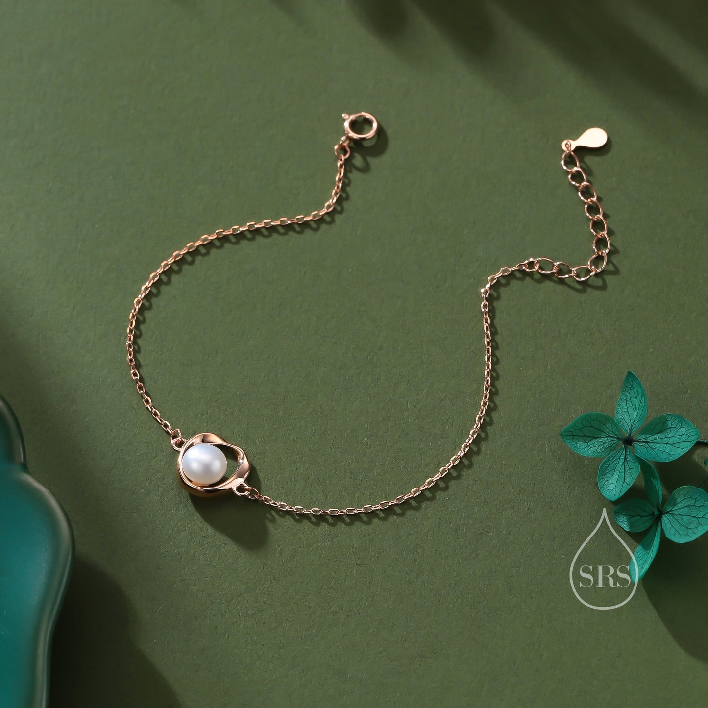 Sterling Silver Natural Pearl Mobius Circle Bracelet, Pearl and Twist Circle Bracelet, Genuine Freshwater Pearl Bracelet