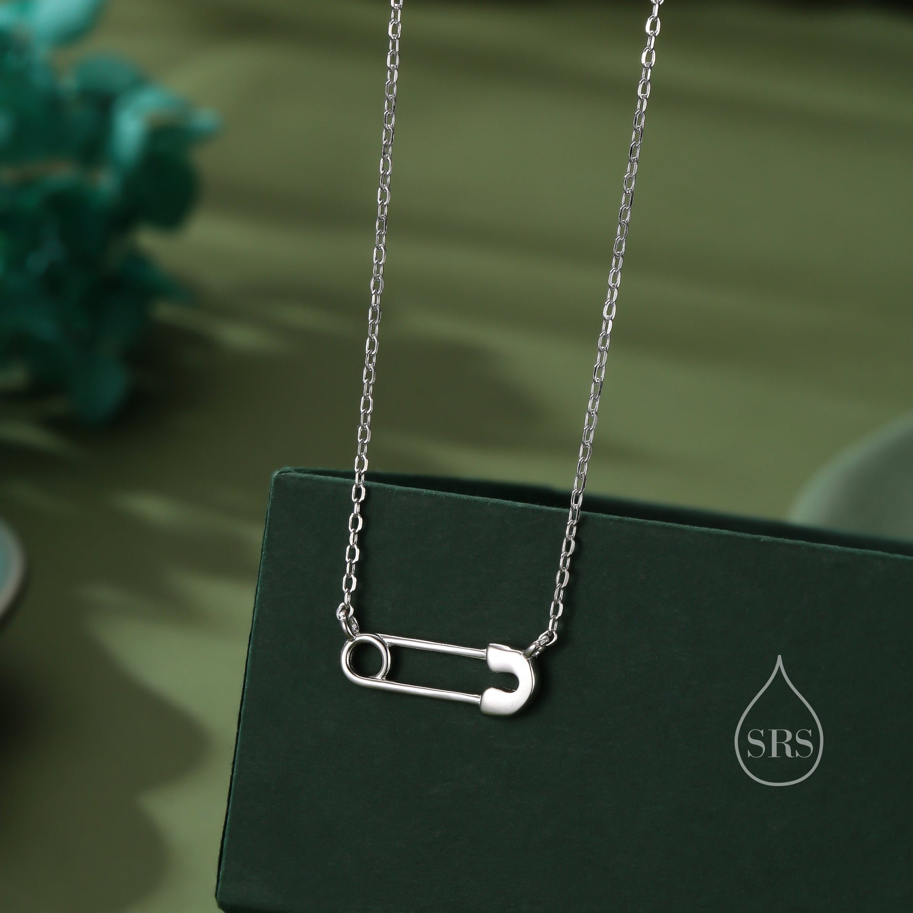 Cute Little Safety Pin Pendant Necklace in Sterling Silver, Silver or Gold or Rose Gold, Silver Safety Pin Necklace, Gift for DIY Lover