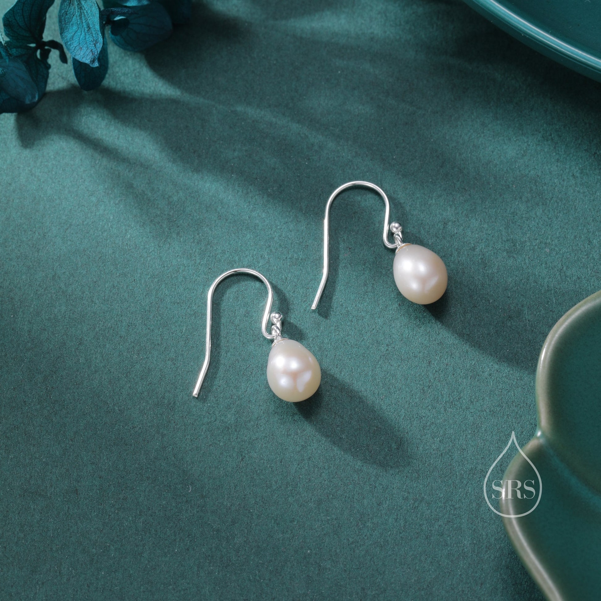 Genuine Droplet Freshwater Pearl Drop Hook Earrings in Sterling Silver, Silver or Gold, Delicate Pear Pearl Earrings, Genuine Pearls