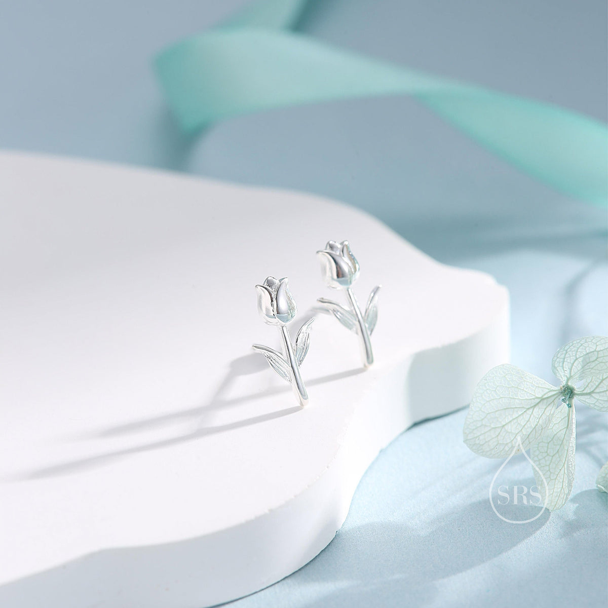 Dainty Tulip Flower Stud Earrings in Sterling Silver, Silver or Gold or Rose Gold, Flower Earrings, Tulip Earrings