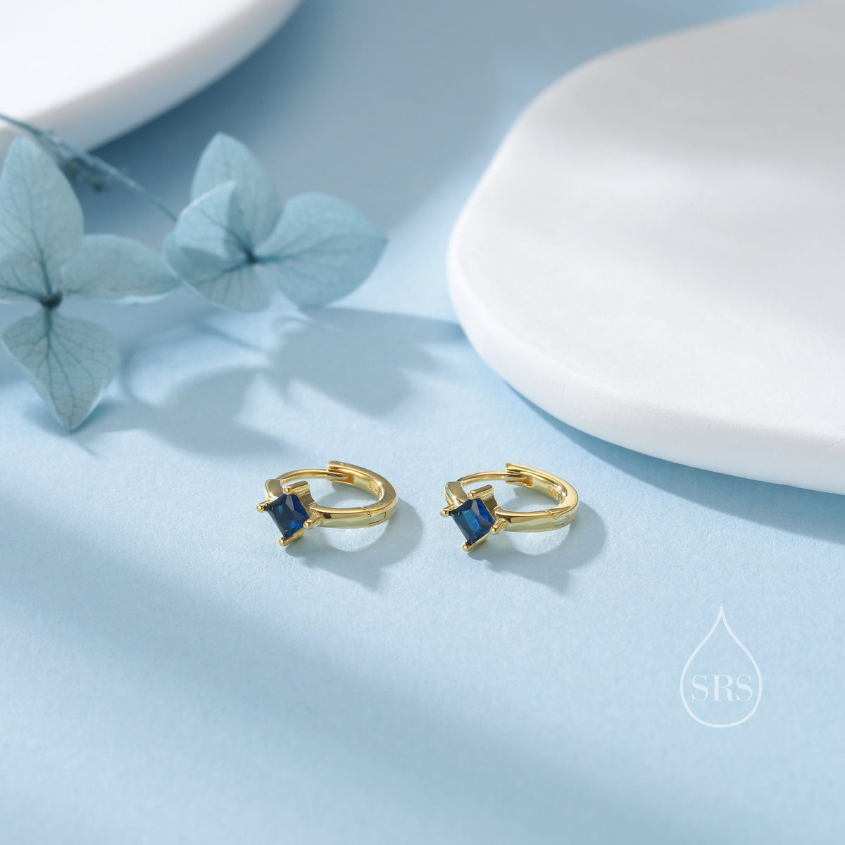 Single Sapphire Blue CZ Crystal Huggie Hoop in Sterling Silver, Silver or Gold, Minimalist Simple Hoop Earrings
