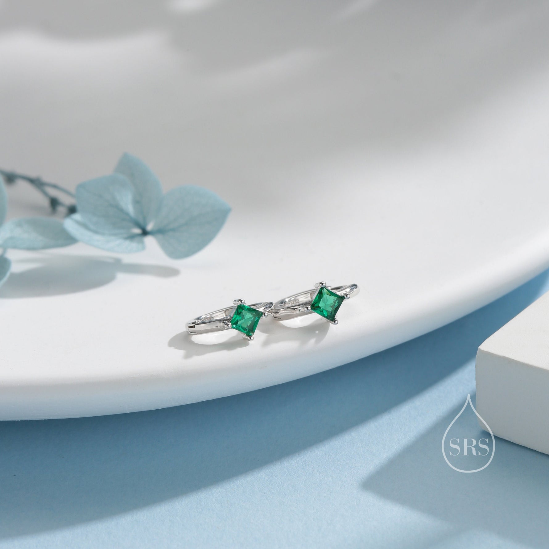Single Emerald Green CZ Crystal Huggie Hoop in Sterling Silver, Silver or Gold, Minimalist Simple Hoop Earrings
