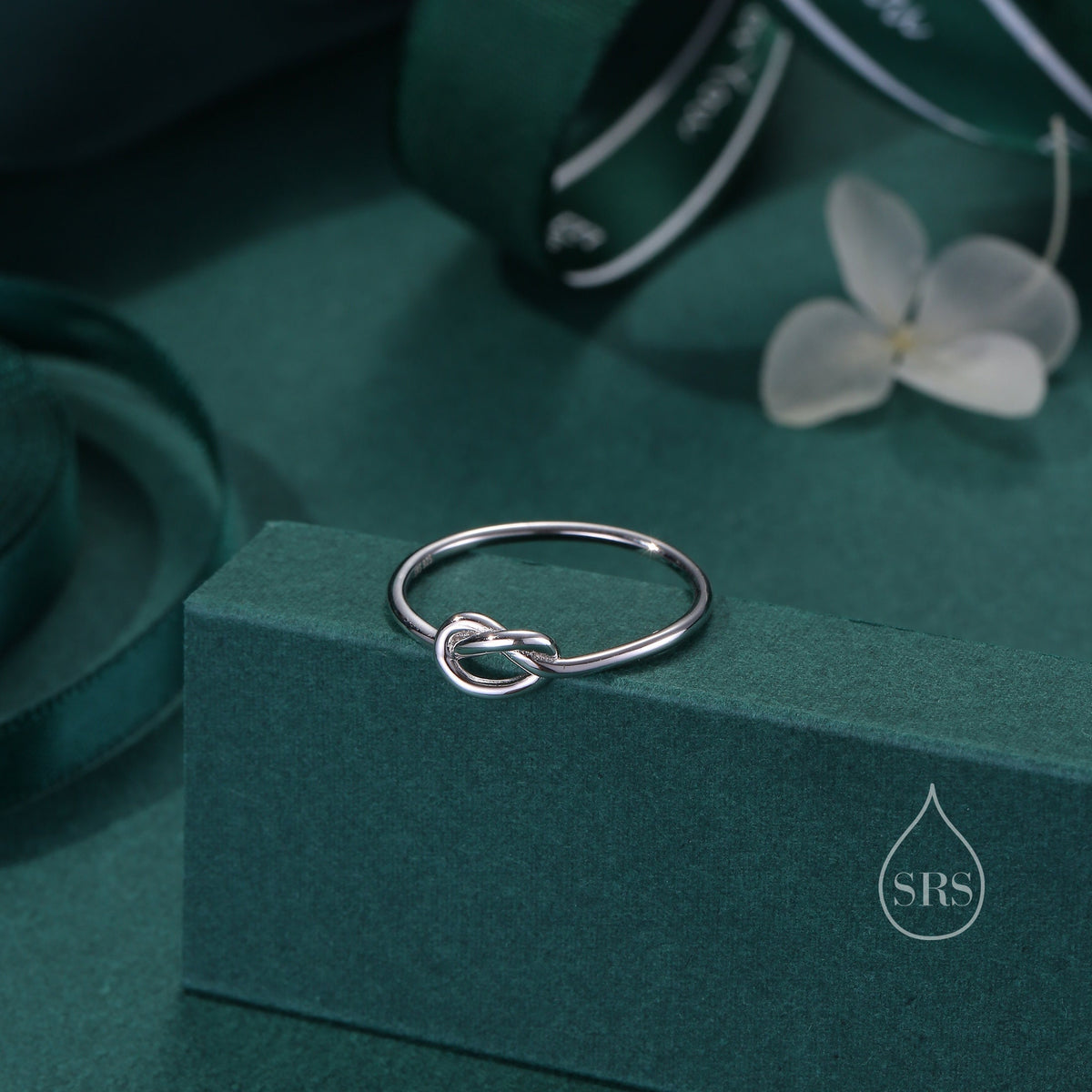 Heart Knot Infinity Motif Ring