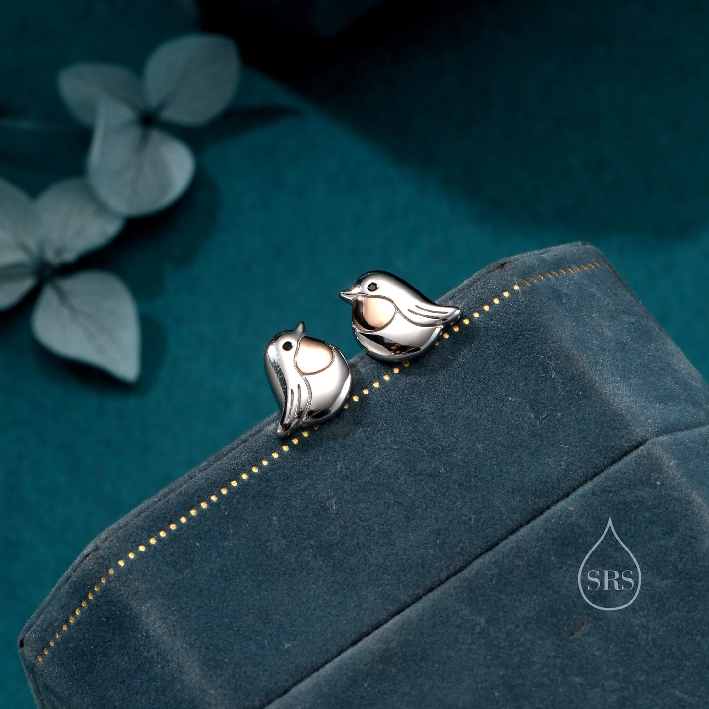 Tiny Robin Bird Stud Earrings in Sterling Silver, Two Tone Coating, British Bird Earrings, Nature Inspired Animal Earrings
