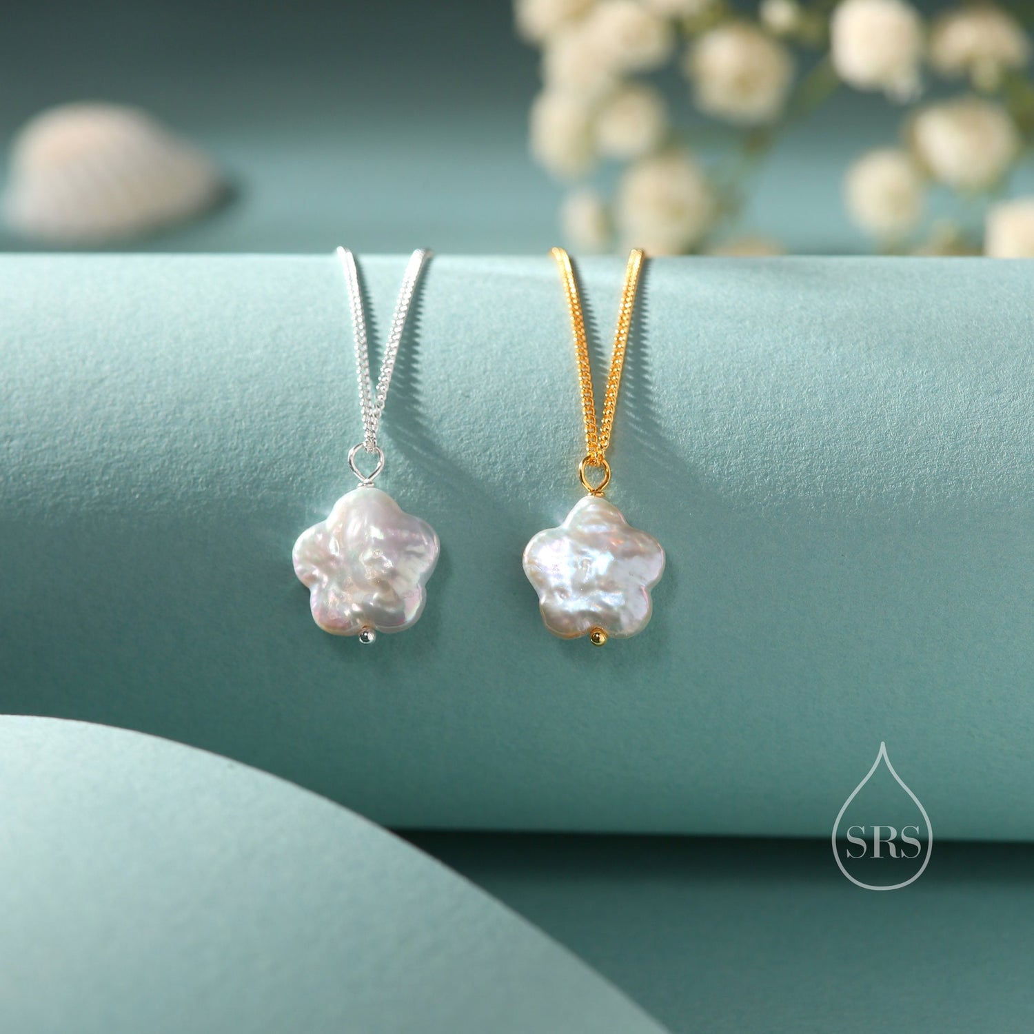 Flower Baroque Pearl Curb Chain Pendant Necklace