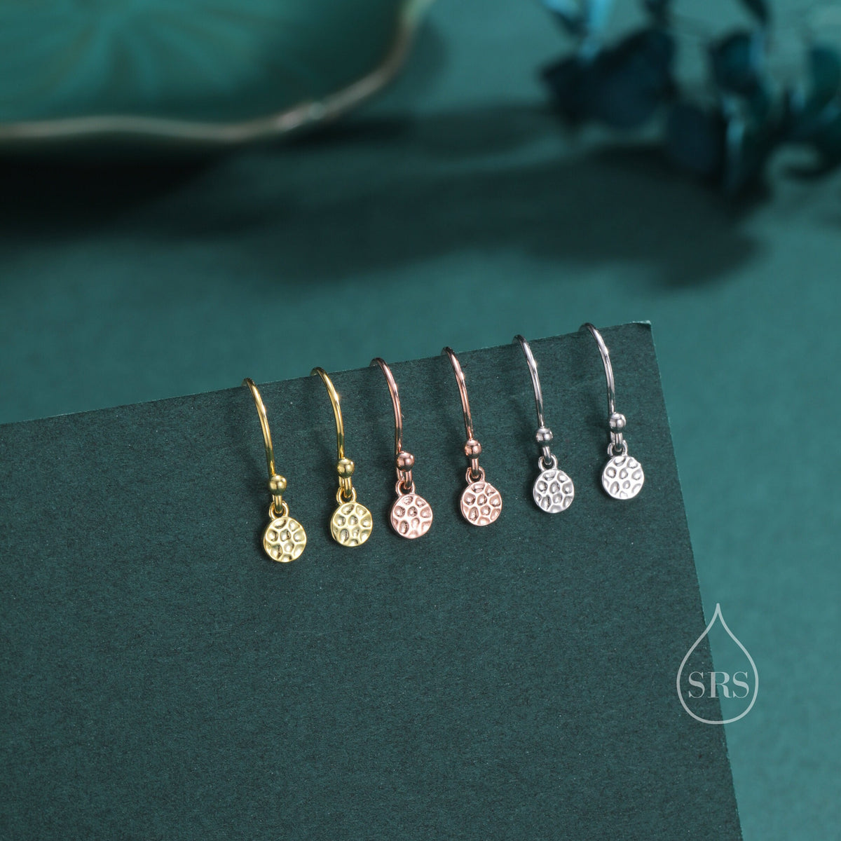 Tiny Hammered Disks Dangle Drop Earrings in Sterling Silver, Silver or Gold or Rose Gold, Minimalist Hammered Disk Earrings
