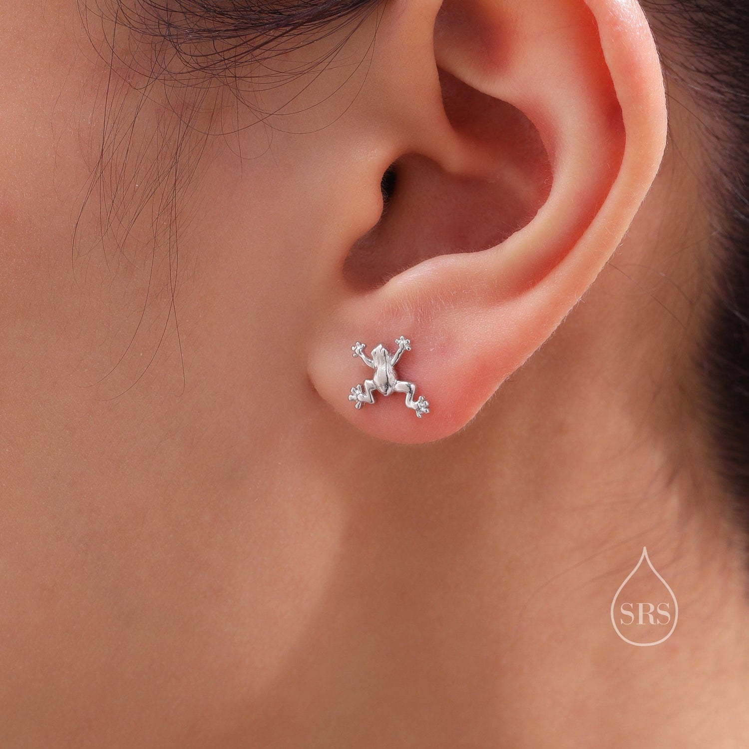 Tiny Frog 16G Internally Threaded Flat Back Earrings in Sterling Silver, Animal Earrings