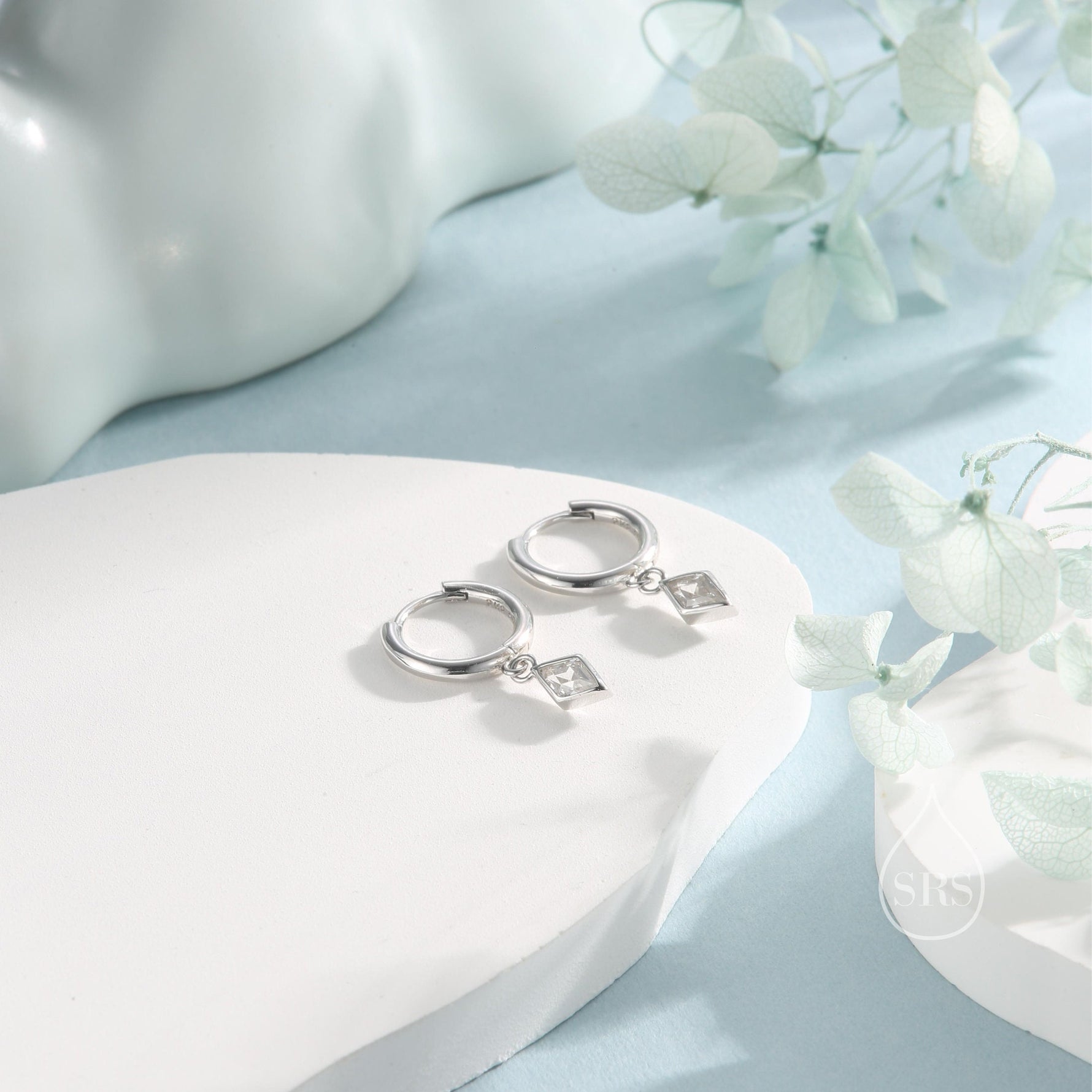 Very Tiny Rhombus Clear CZ Huggie Hoop in Sterling Silver, Silver or Gold, Minimalist Simple Kite Shape CZ Hoop Earrings