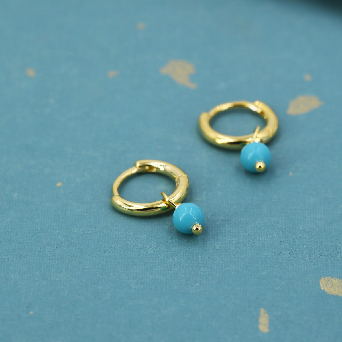 Sterling Silver Blue Turquoise Bead Huggie Hoop Earrings, Silver or Gold, Minimalist Turquoise Dangle Hoop Earrings, Turquoise Hoop Earrings