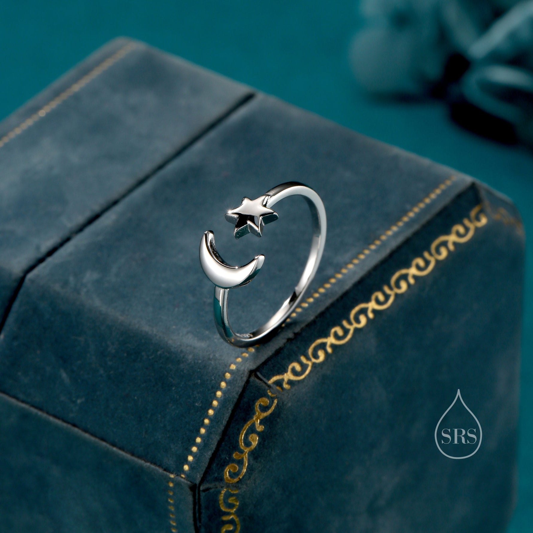 Sterling Silver Moon and Star Open Ring, Adjustable Size, Starburst and Moon Ring, Celestial Jewellery, Dainty Star of David Ring