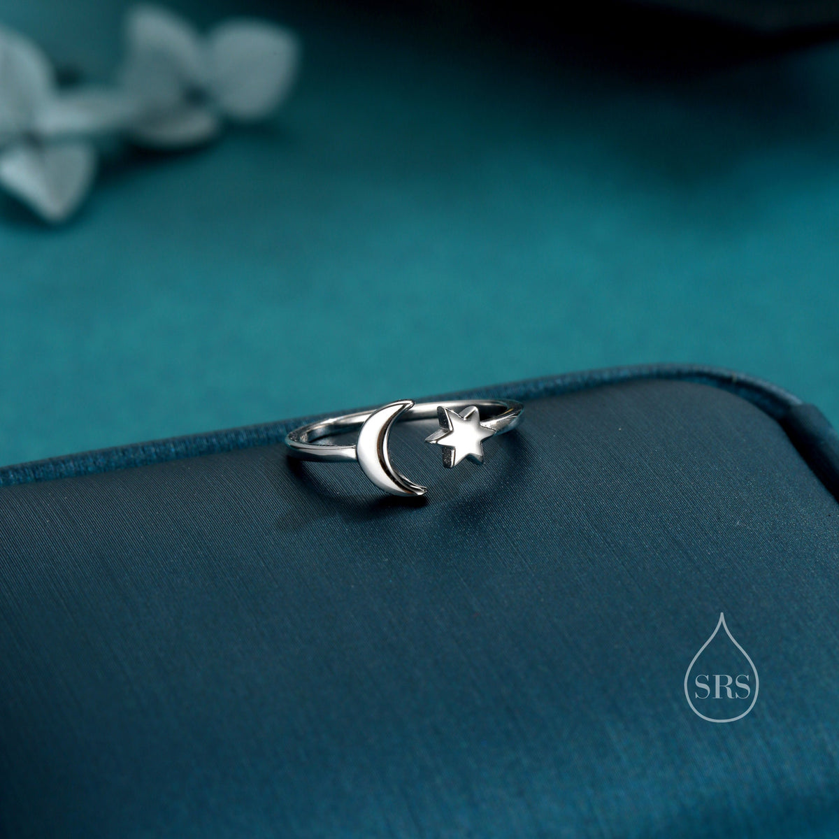 Sterling Silver Moon and Star Open Ring, Adjustable Size, Starburst and Moon Ring, Celestial Jewellery, Dainty Star of David Ring