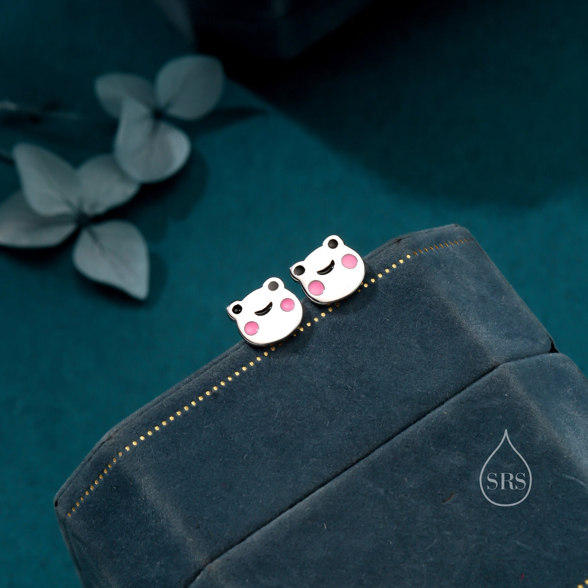 Cute Frog Head Stud Earrings in Sterling Silver, Kawaii Frog Earrings, Forest Frog Nature Inspired