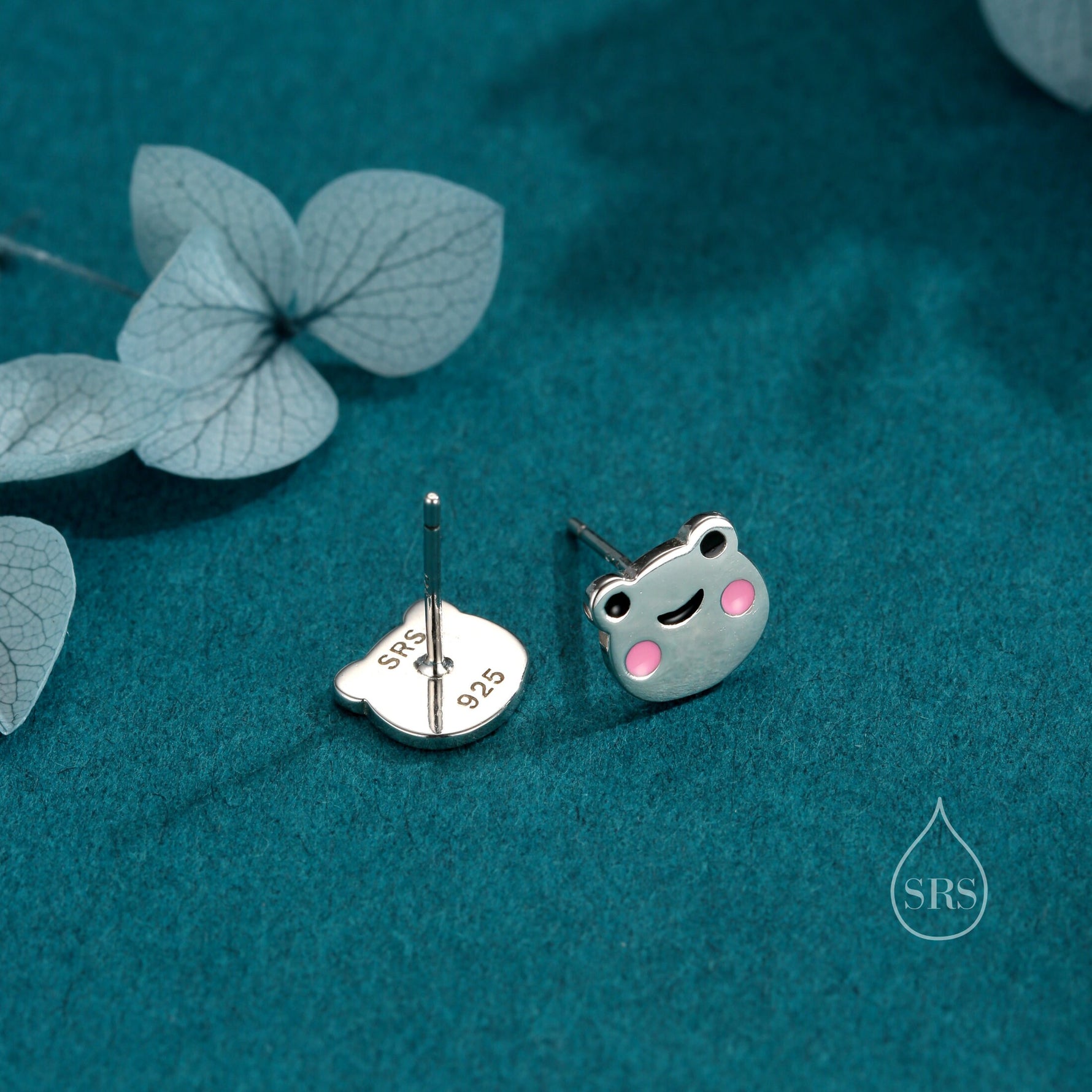 Cute Frog Head Stud Earrings in Sterling Silver, Kawaii Frog Earrings, Forest Frog Nature Inspired