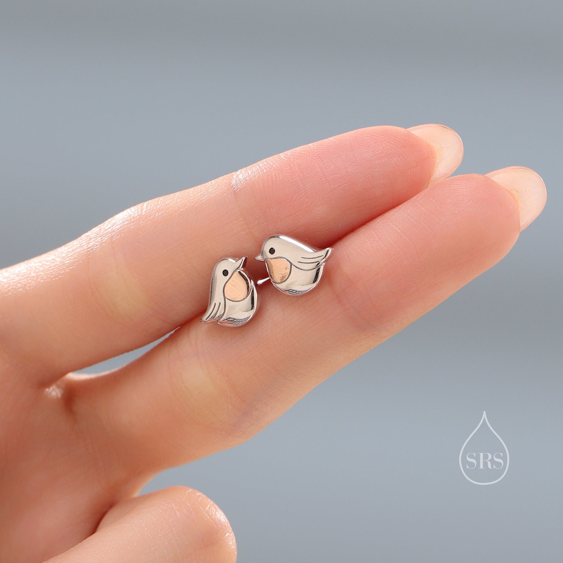 Tiny Robin Bird Stud Earrings in Sterling Silver, Two Tone Coating, British Bird Earrings, Nature Inspired Animal Earrings