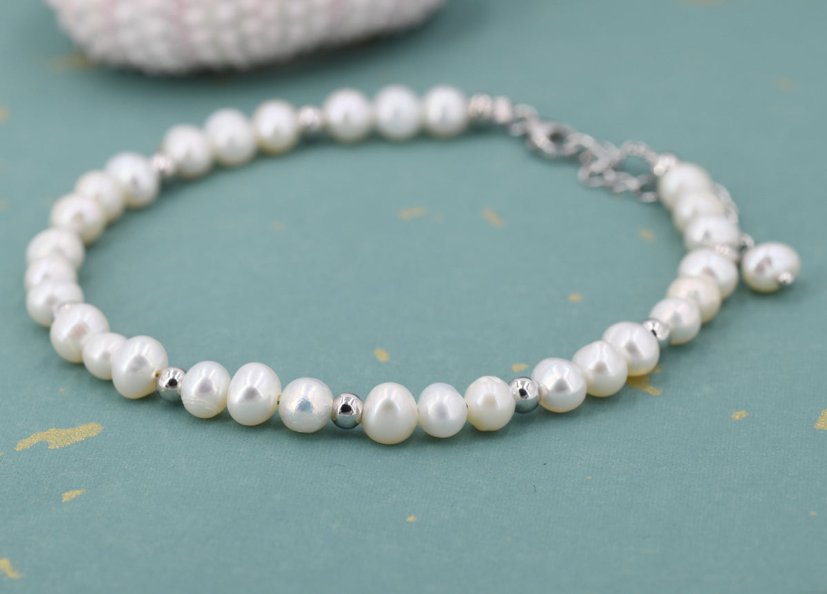 Freshwater Pearl and Silver Bead Bracelet