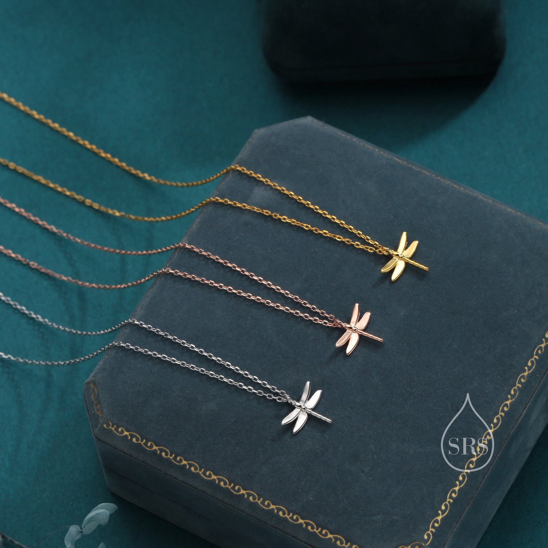 Dragonfly Pendant Necklace