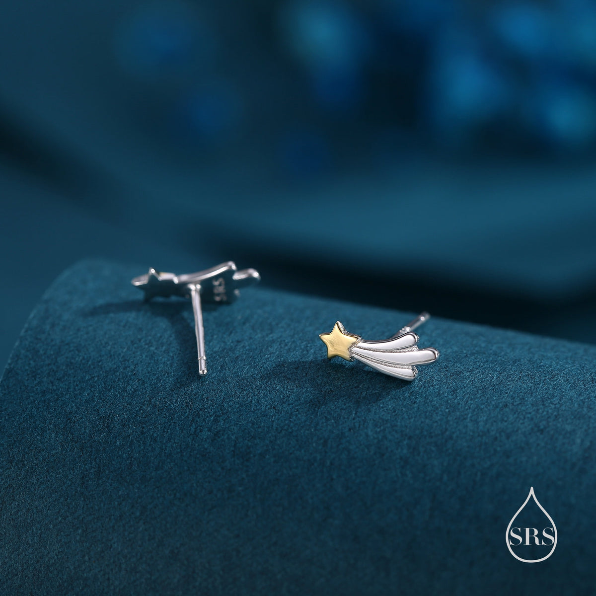 Tiny Shooting Star Stud Earrings in Sterling Silver - Star Stud, Small Star Stud, Celestial Jewellery