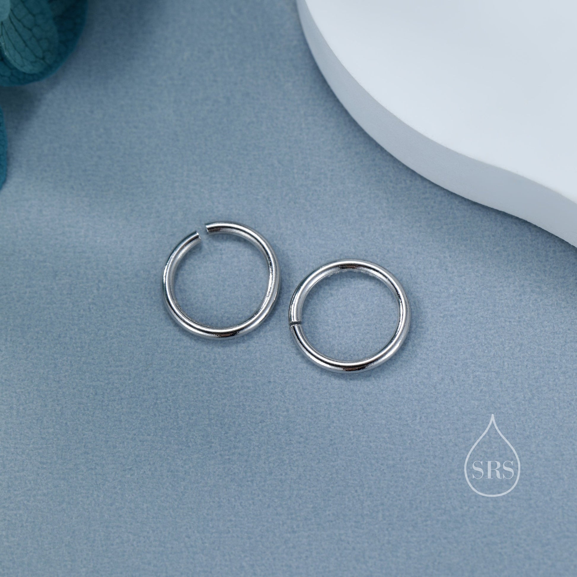 Most Minimalist 8mm Inner Diameter Open Hoops, 0.9mm Thick, Silver Gold or Rose Gold, Open Hoops