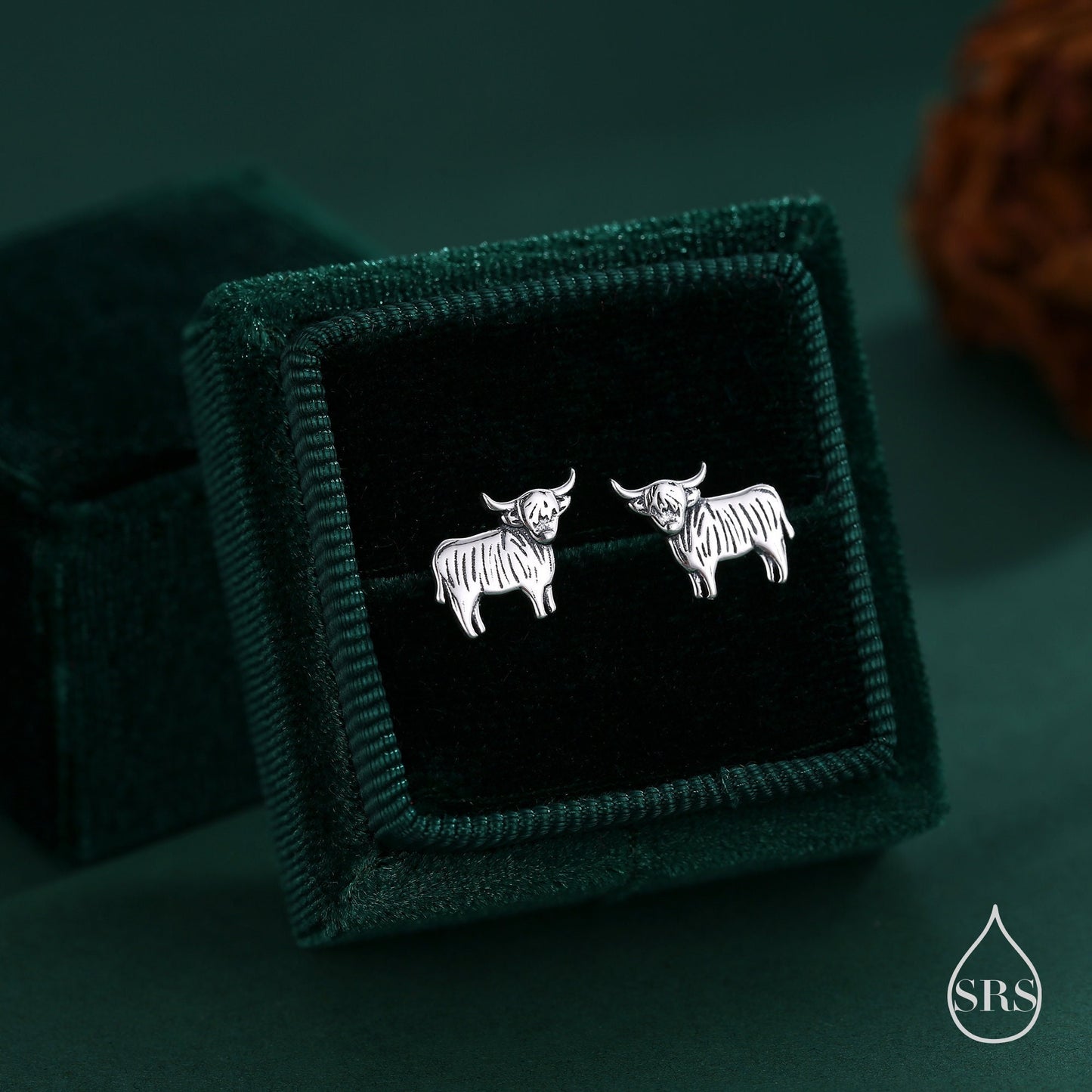 Small Pair of Highland Cow Stud Earrings in Sterling Silver, Silver or Gold or Rose Gold, Cute Bull Earrings, Cow Earrings, Scottish Design