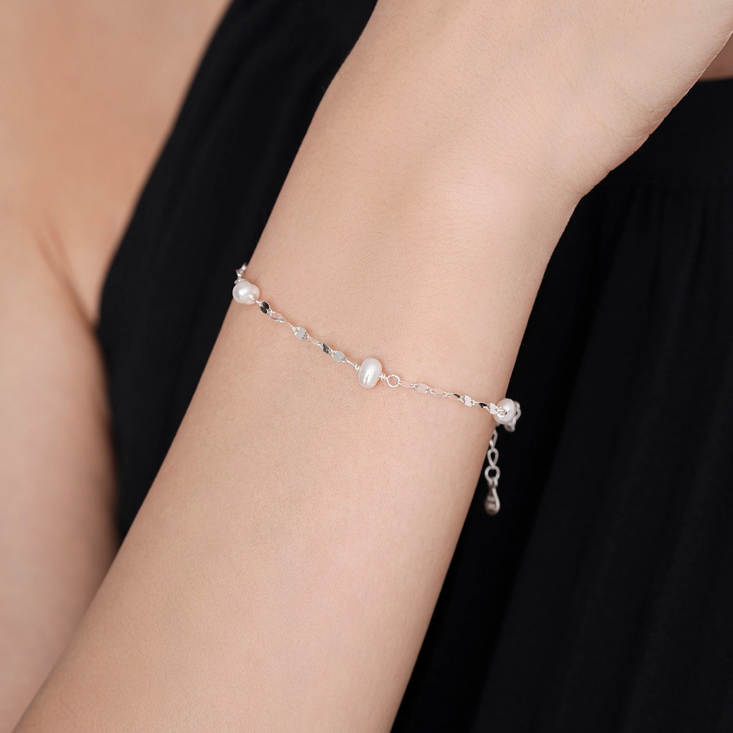 Sterling Silver Pearl Beaded Bracelet with Sparkly Disk Chain, Silver or Gold, Genuine Freshwater Pearls, Natural Pearl Bracelet