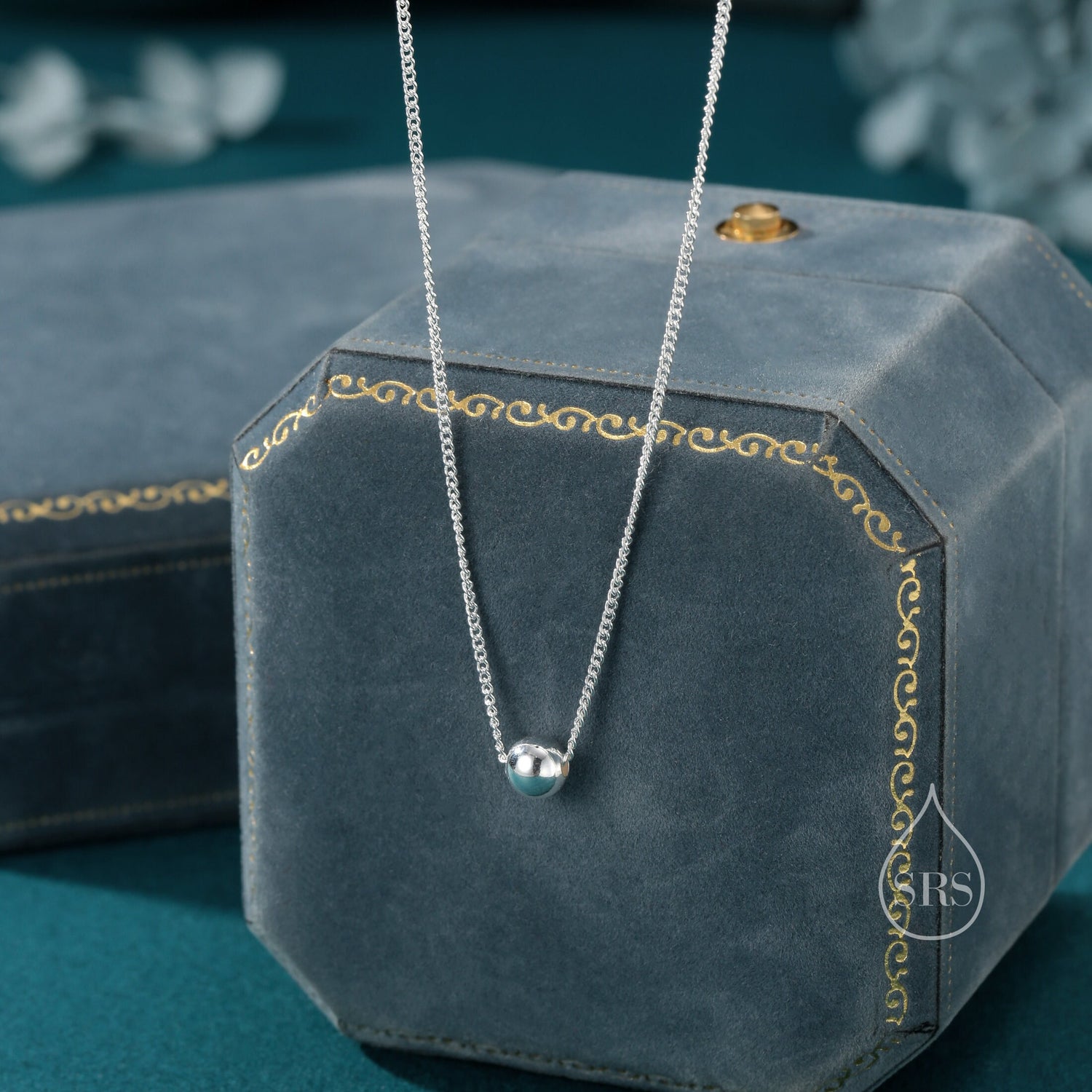 Single Bead Choker Necklace