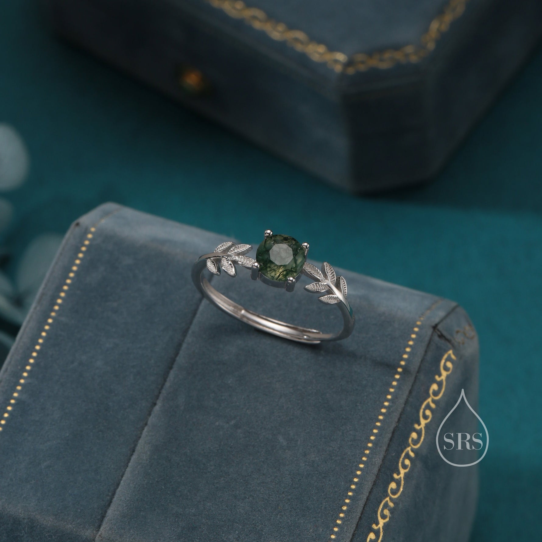 Moss Agate and Leaf Single Stone Ring in Sterling Silver, Adjustable Size, Botanical Jewellery, Natural Moss Agate Ring