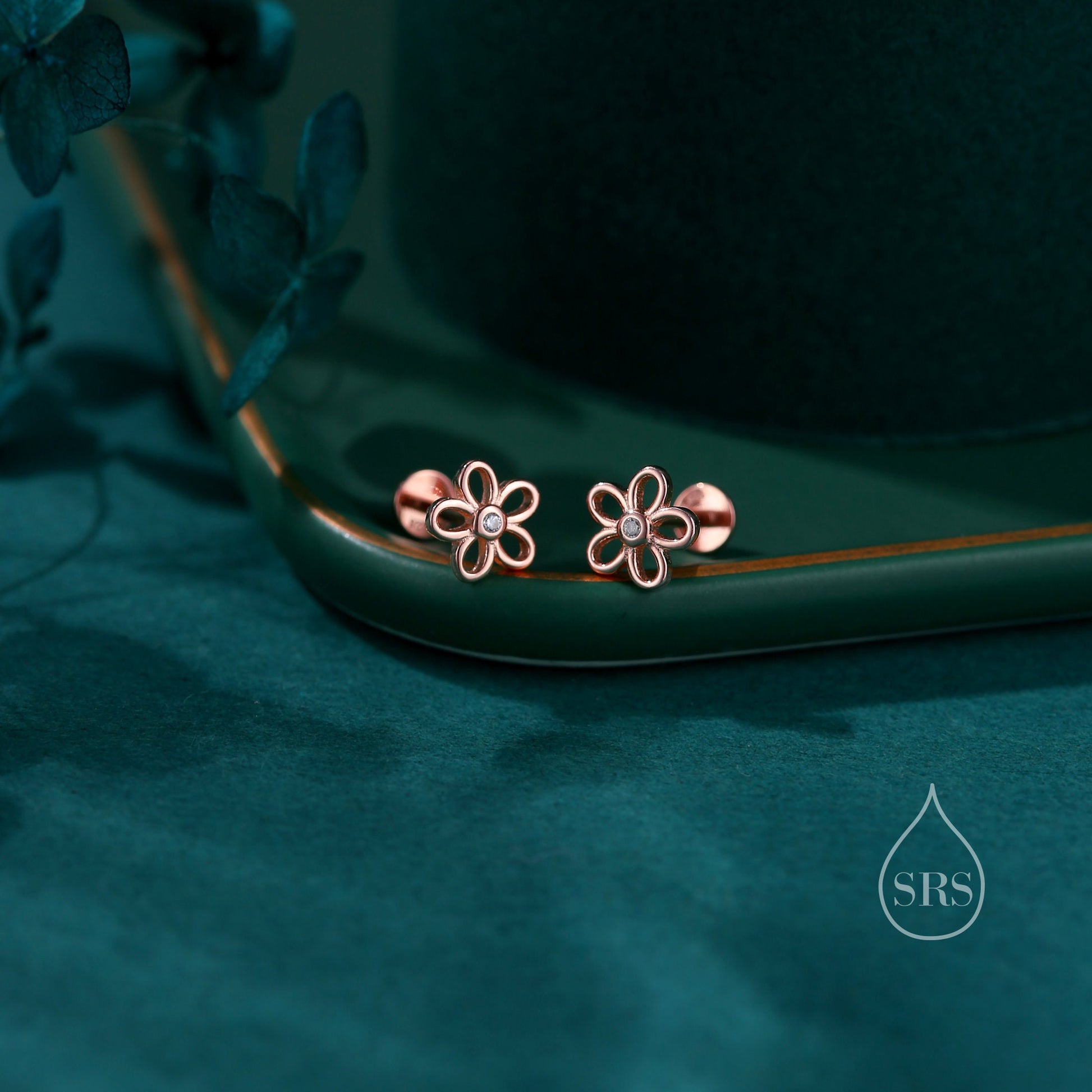 Forget me not Internally Threaded Flat Back/ Screw Back /Stud Earrings in Sterling Silver, Flower Barbell Earrings, Daisy Screw Back Earring