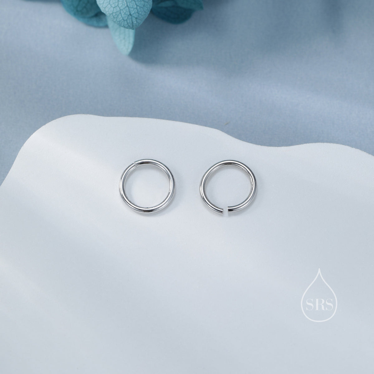 Most Minimalist 8mm Inner Diameter Open Hoops, 0.9mm Thick, Silver Gold or Rose Gold, Open Hoops