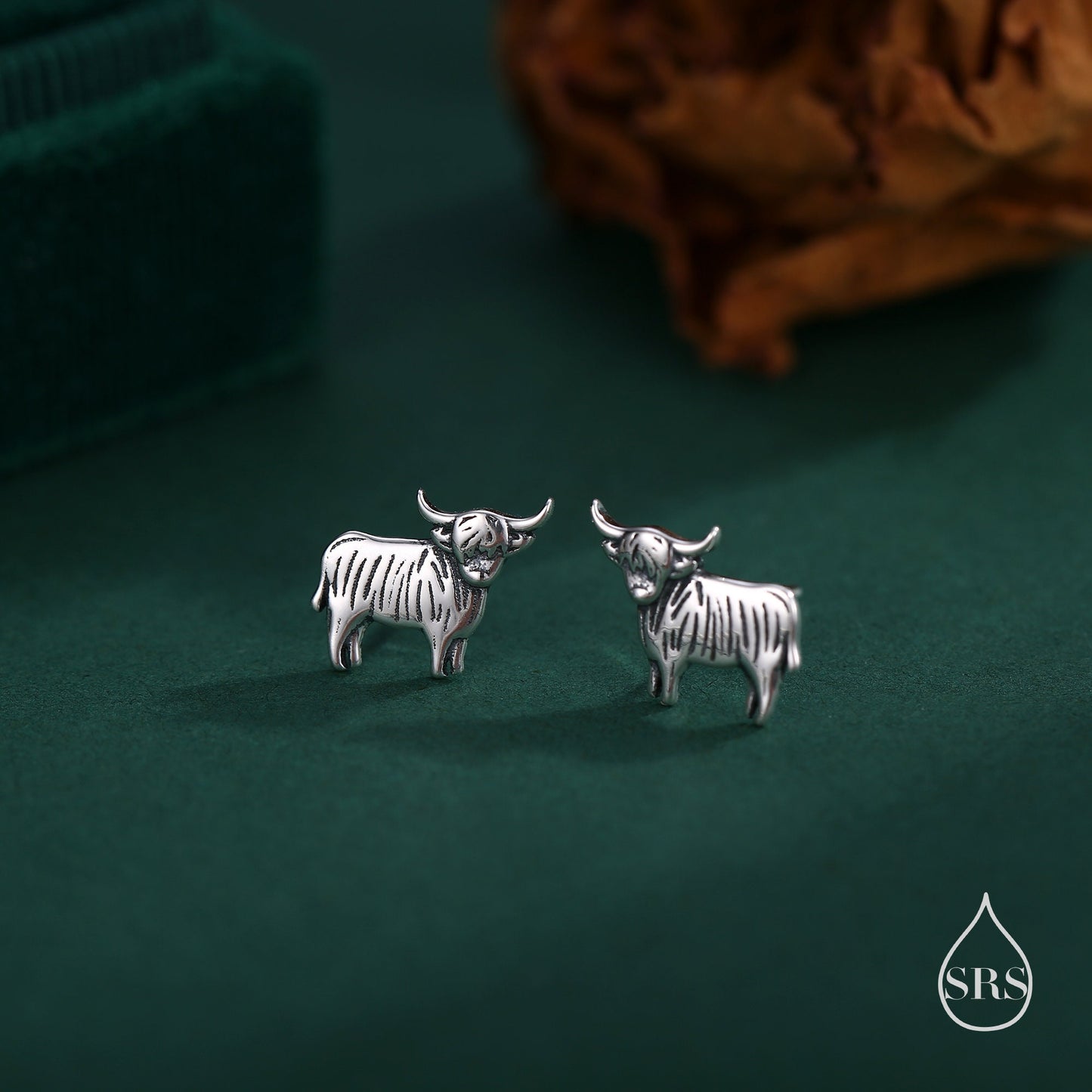 Small Pair of Highland Cow Stud Earrings in Sterling Silver, Silver or Gold or Rose Gold, Cute Bull Earrings, Cow Earrings, Scottish Design