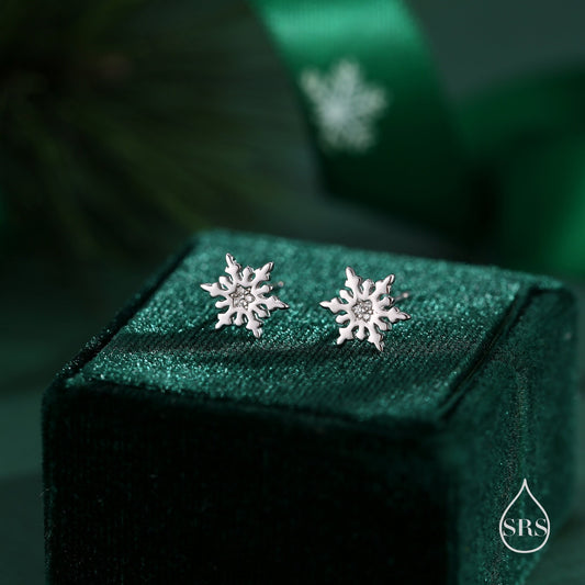 Snowflake stud earrings in Sterling Silver, Snow Stud, Silver Snow Flake Earrings, Nature Inspired, Winter Earrings