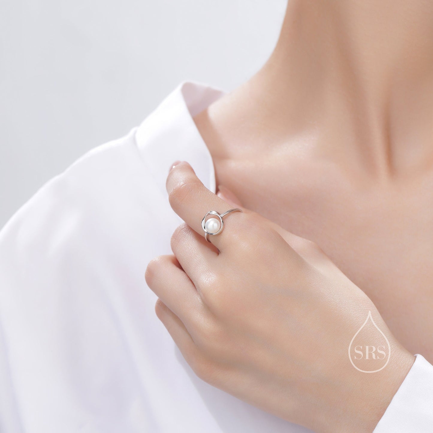 Sterling Silver Mobius Pearl Ring, Natural Freshwater Pearl, Small Mobius Pearl Ring, US Size 5 6 7 8, Genuine Pearl Ring