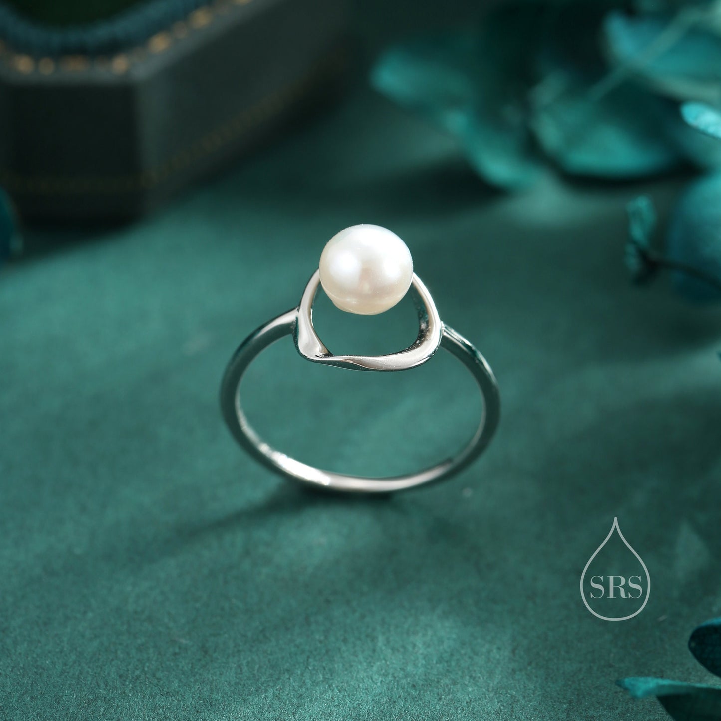 Sterling Silver Mobius Pearl Ring, Natural Freshwater Pearl, Small Mobius Pearl Ring, US Size 5 6 7 8, Genuine Pearl Ring
