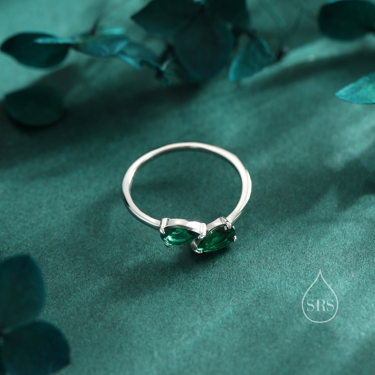 Toi et Moi Pear Cut Emerald Green CZ Open Ring in Sterling Silver, Adjustable Size, Green Cubic Zirconia Double Stone Ring, Pear Cut Ring