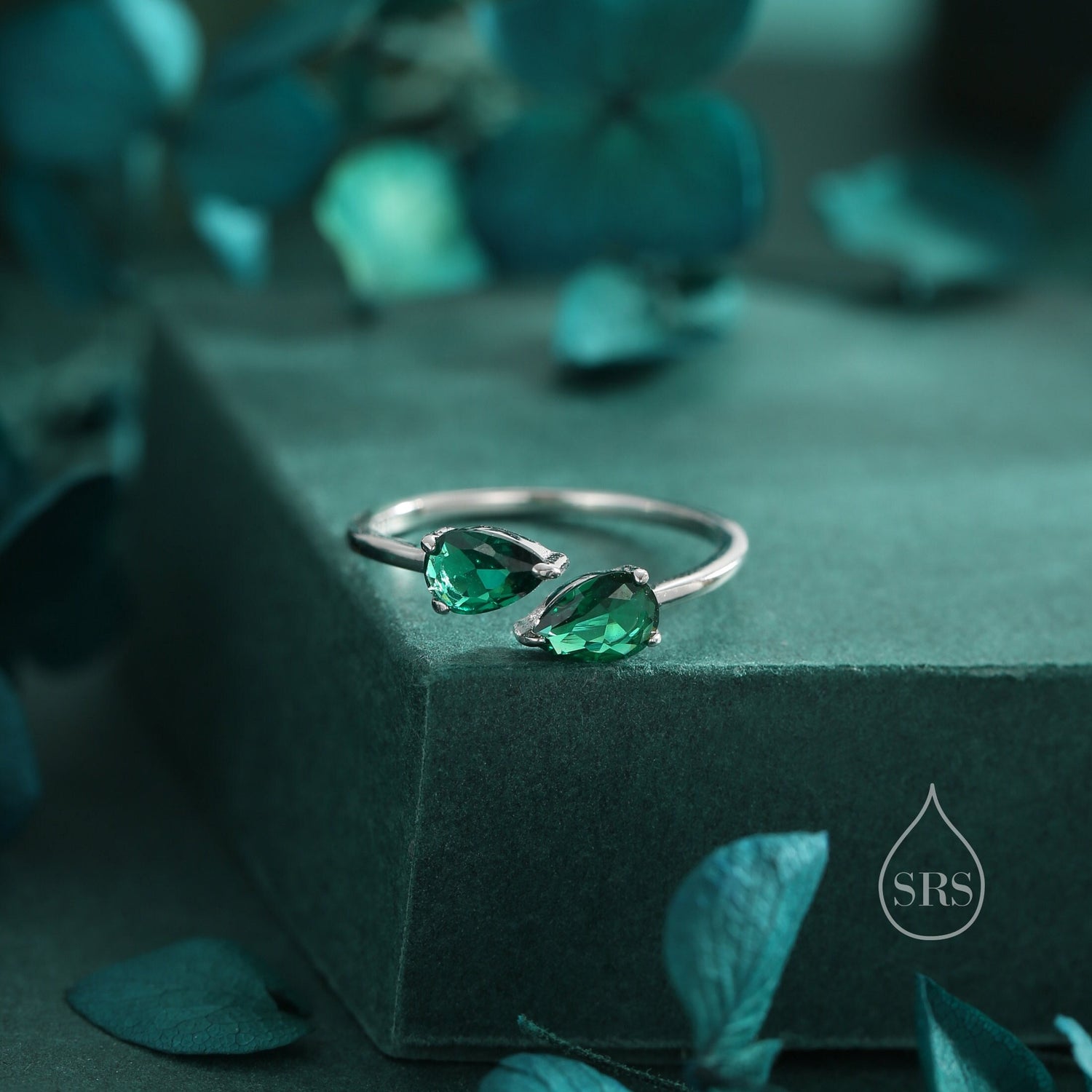 Toi et Moi Pear Cut Emerald Green CZ Open Ring in Sterling Silver, Adjustable Size, Green Cubic Zirconia Double Stone Ring, Pear Cut Ring