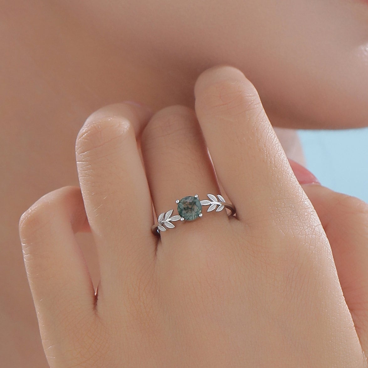Moss Agate and Leaf Single Stone Ring in Sterling Silver, Adjustable Size, Botanical Jewellery, Natural Moss Agate Ring