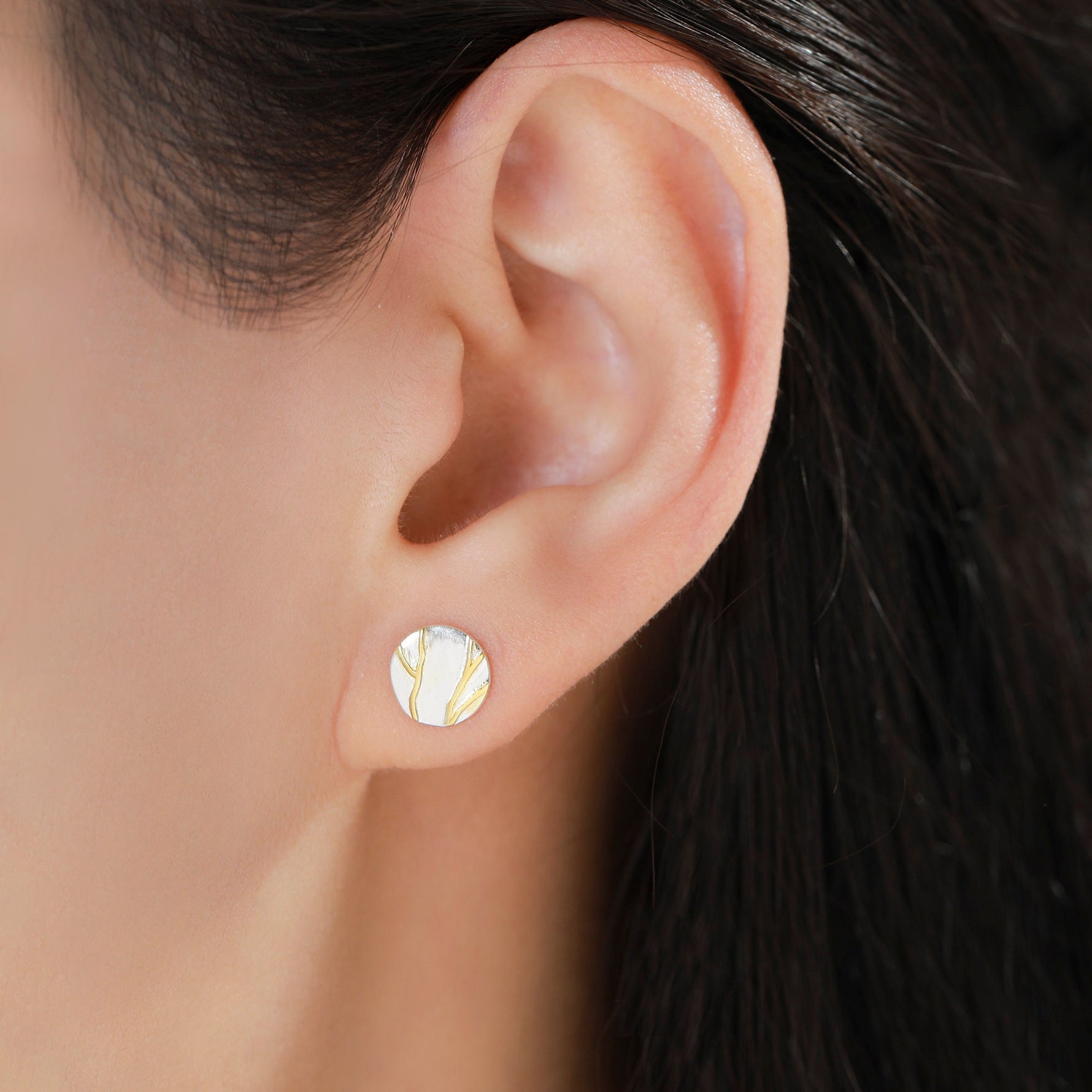 Japanese Kintsugi Inspired Disk Stud Earrings in Sterling Silver, Kintsugi - Art of Embracing of the Flawed or Imperfect