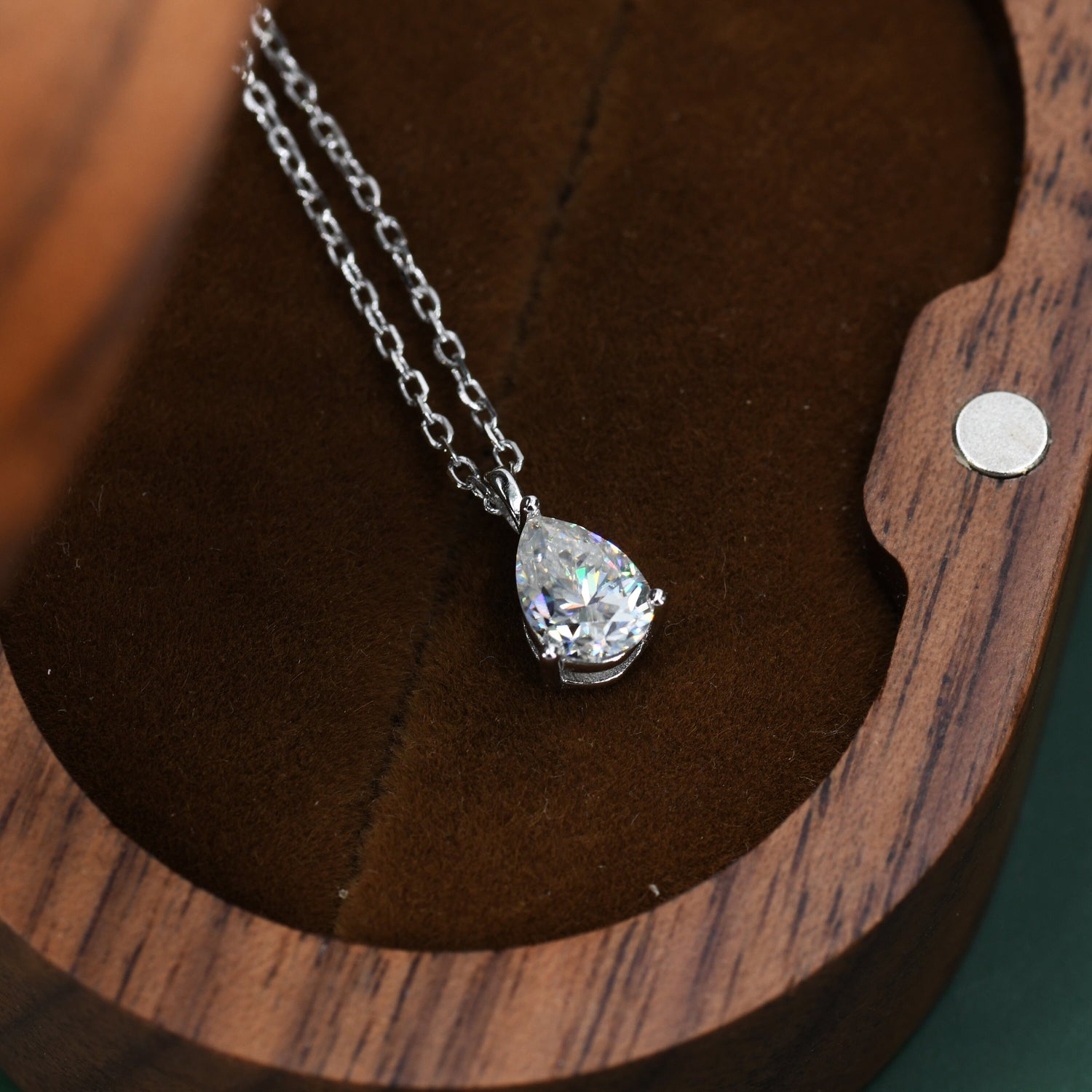 0.8 Carat Moissanite Solitaire Pear Cut Pendant Necklace in Sterling Silver, 5*7mm Moissanite Diamond Droplet Necklace, Genuine Moissanite