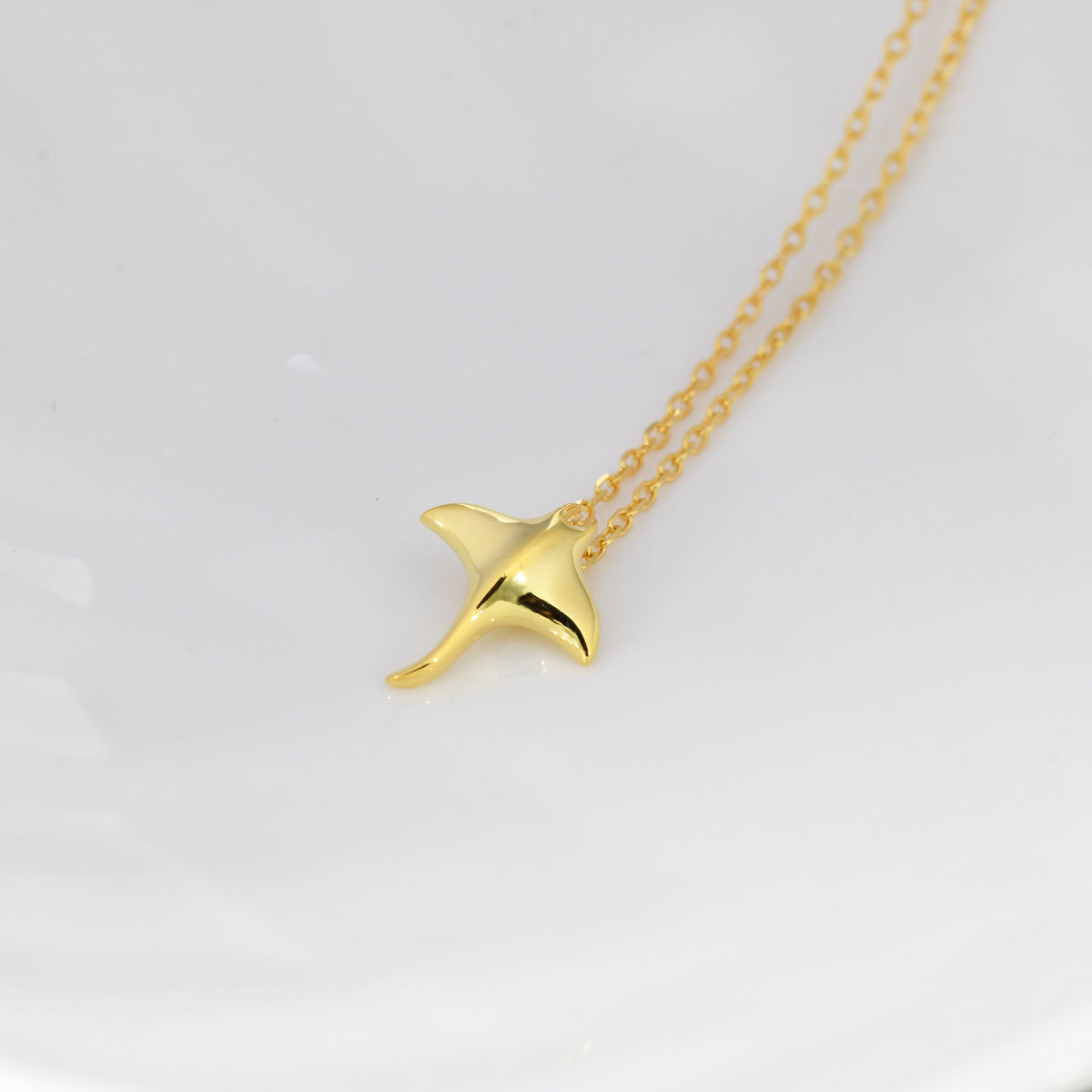 Manta Ray Pendant Necklace in Sterling Silver, Ray Fish Necklace, Stingray Necklace