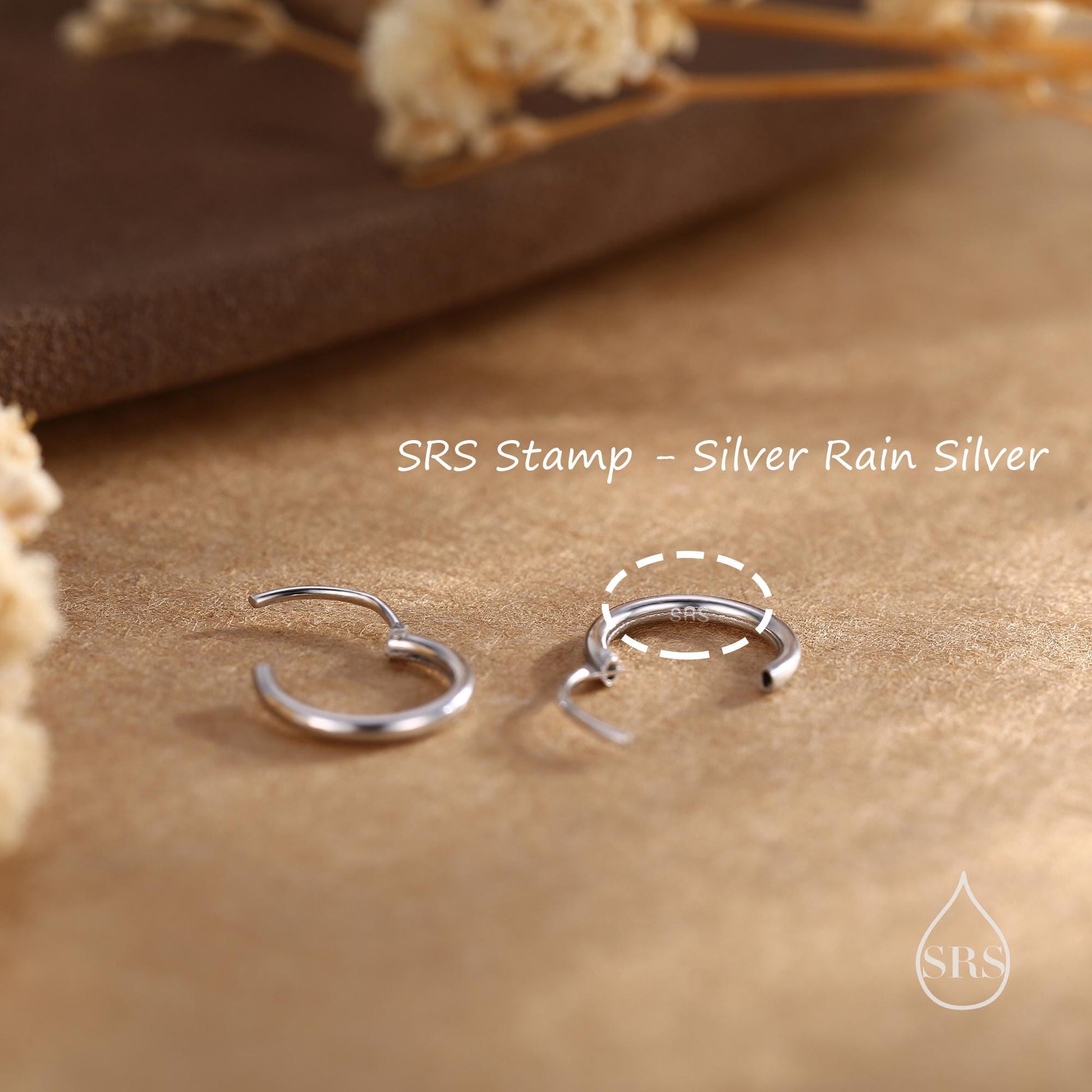 Geometric Small and Large Circle Hoop Earrings in Sterling Silver - Minimalist and Dainty Jewellery - Modern and Contemporary Design
