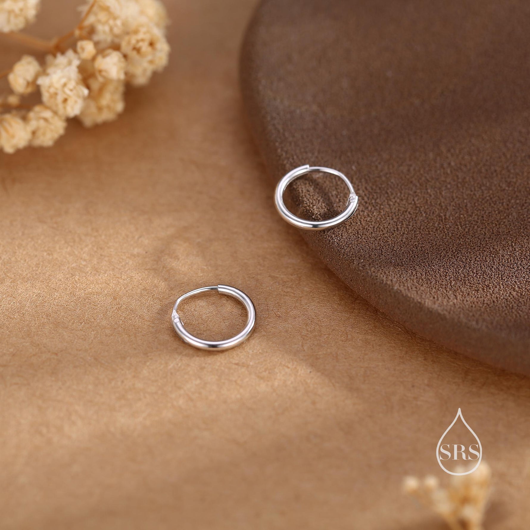 Geometric Circle Hoop Earrings in Sterling Silver -Small to Large - Minimalist and Dainty Jewellery - Modern and Contemporary Design