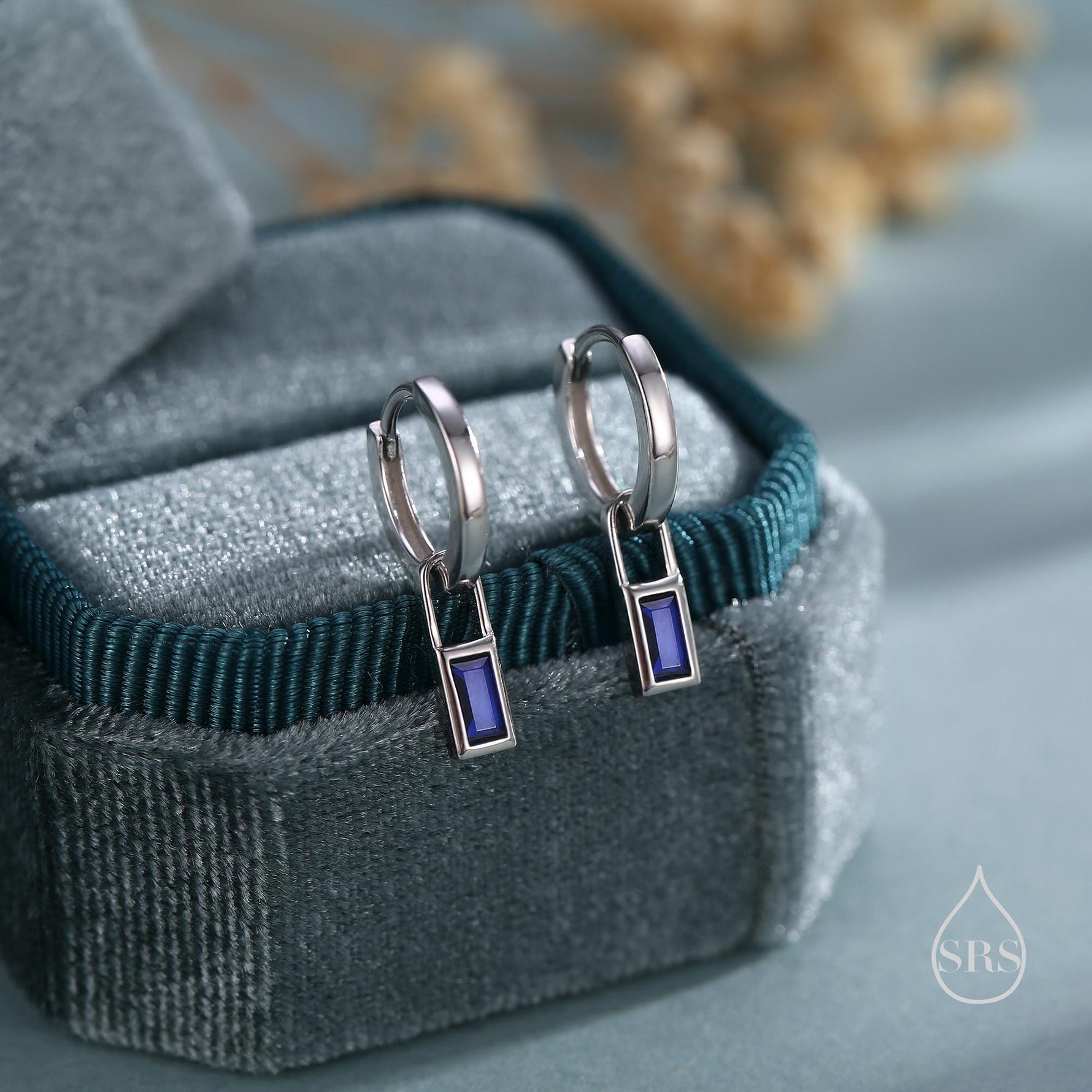 Sapphire Blue Baguette CZ Huggie Hoop in Sterling Silver, Silver or Gold, Minimalist Simple Hoop Earrings, Detachable and Interchangeable