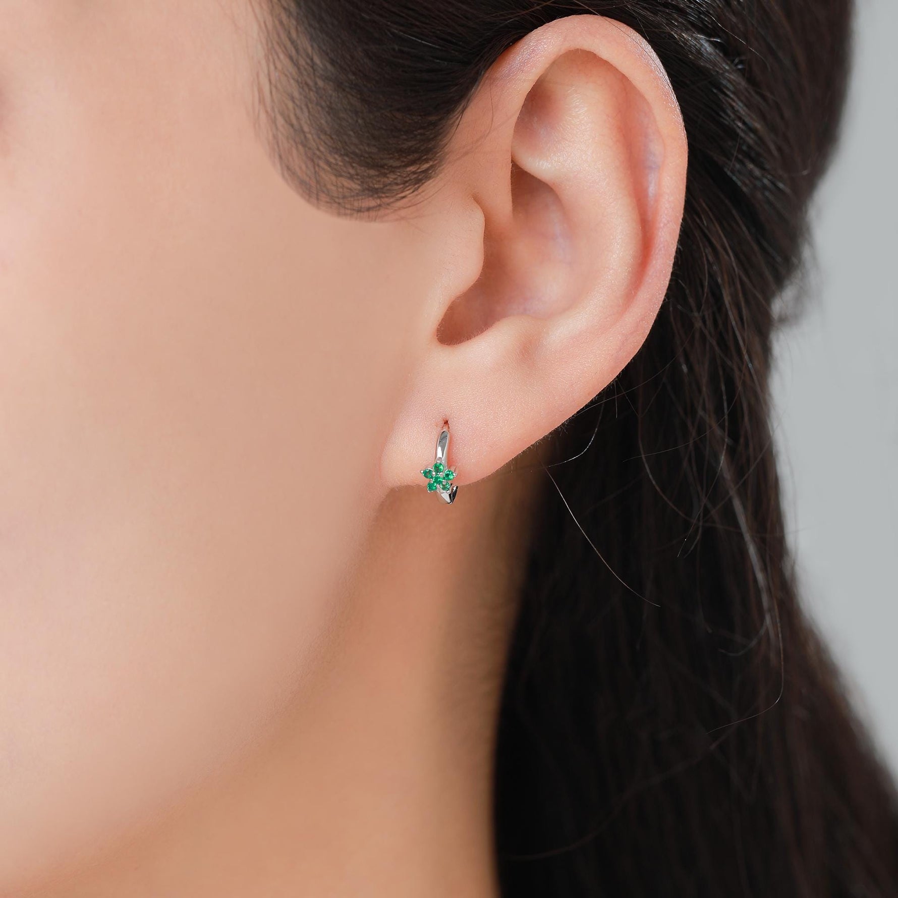 Tiny Emerald Green CZ Flower Huggie Hoops, CZ Hoop Earrings, Crystal Flower Huggie Earrings, Emerald Huggie Earrings