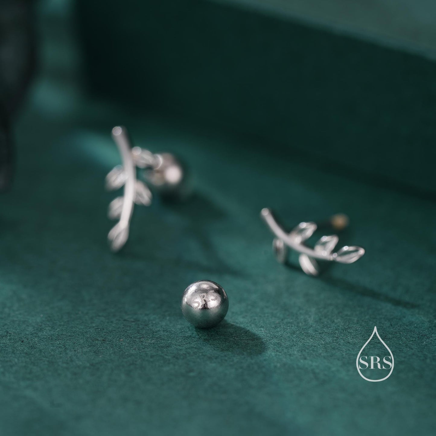 Sterling Silver Tiny Leaf Screw back / Internally Threaded Flat Back/Stud Earrings in Sterling Silver, Tiny Leaf Earrings