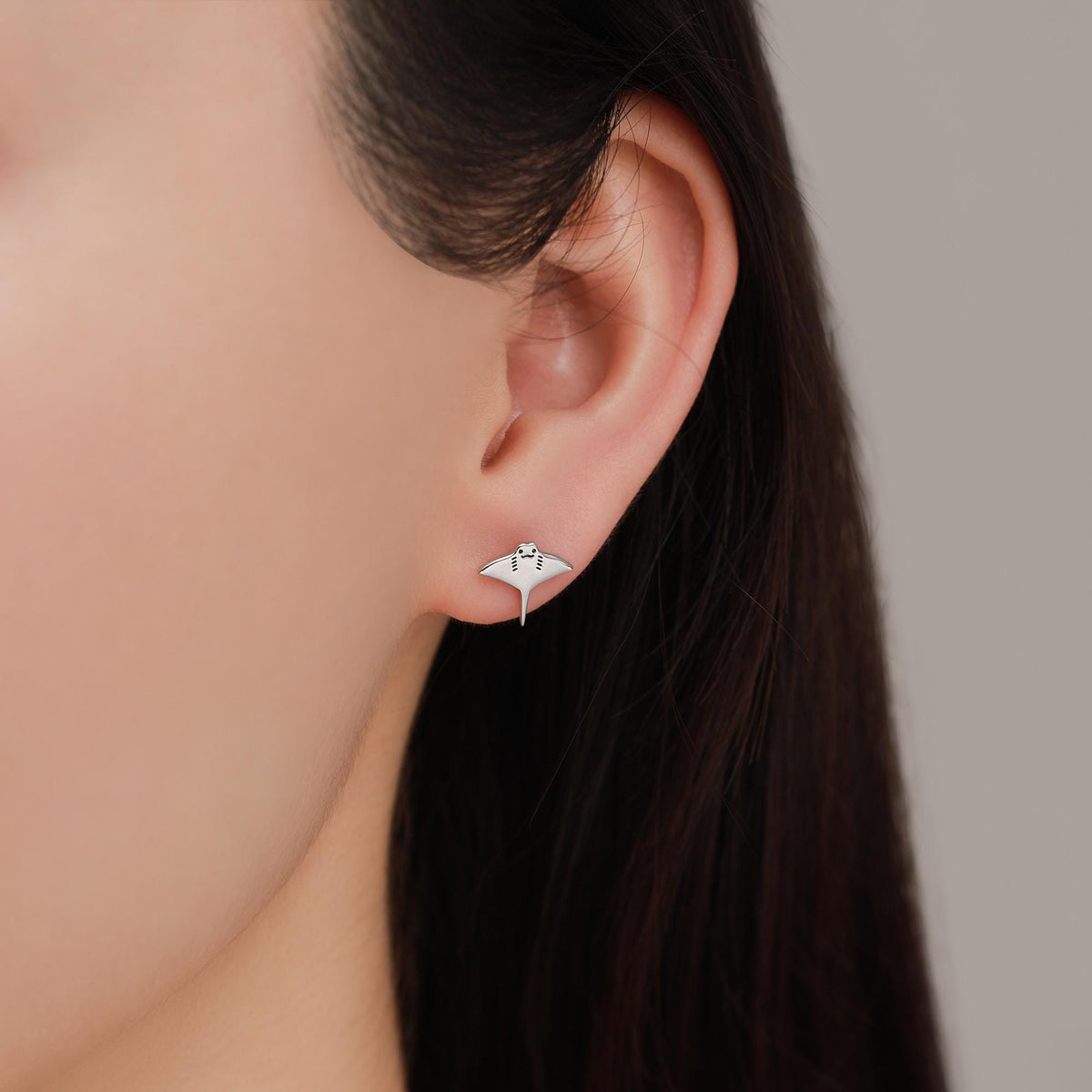 Mismatched Kawaii Hammerhead Shark & Manta Ray 16G Internally Threaded Flat Back Earrings in Sterling Silver, Animal Earrings